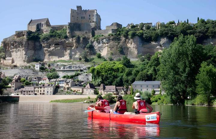 Wide Selection of Boats for Rent in Dordogne